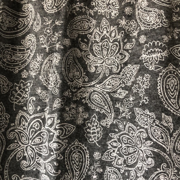 Grey Patterned Tights - Picture 2 of 3